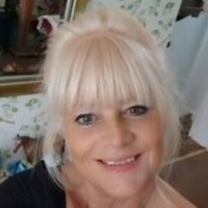 Lynn Mitchell , Wedding & Events Coordinator 