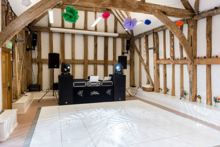 Viren and Claire - A Multi-cultural Asian Wedding in Oxfordshire gallery image