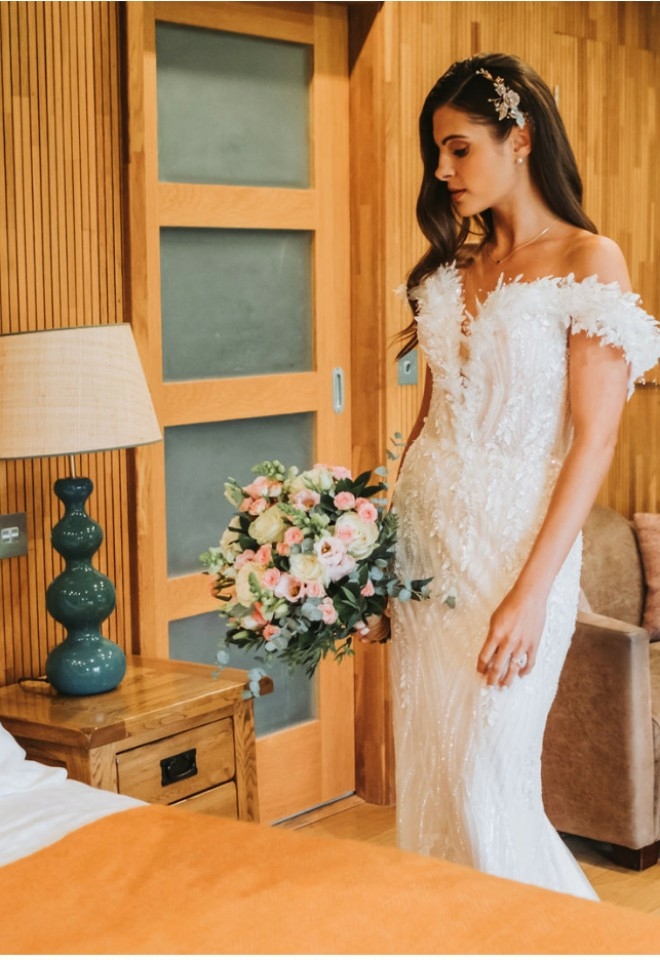 Bride posing in the lodge