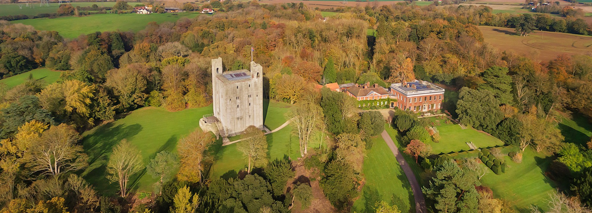 Hedingham Castle A Magnificent Wedding Venue Guides for Brides