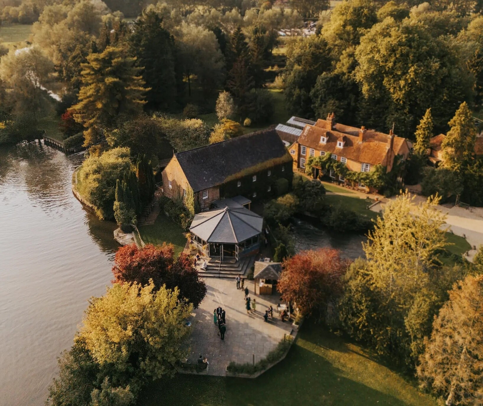 Riverside wedding venue The Old Mill Aldermaston in Berkshire 