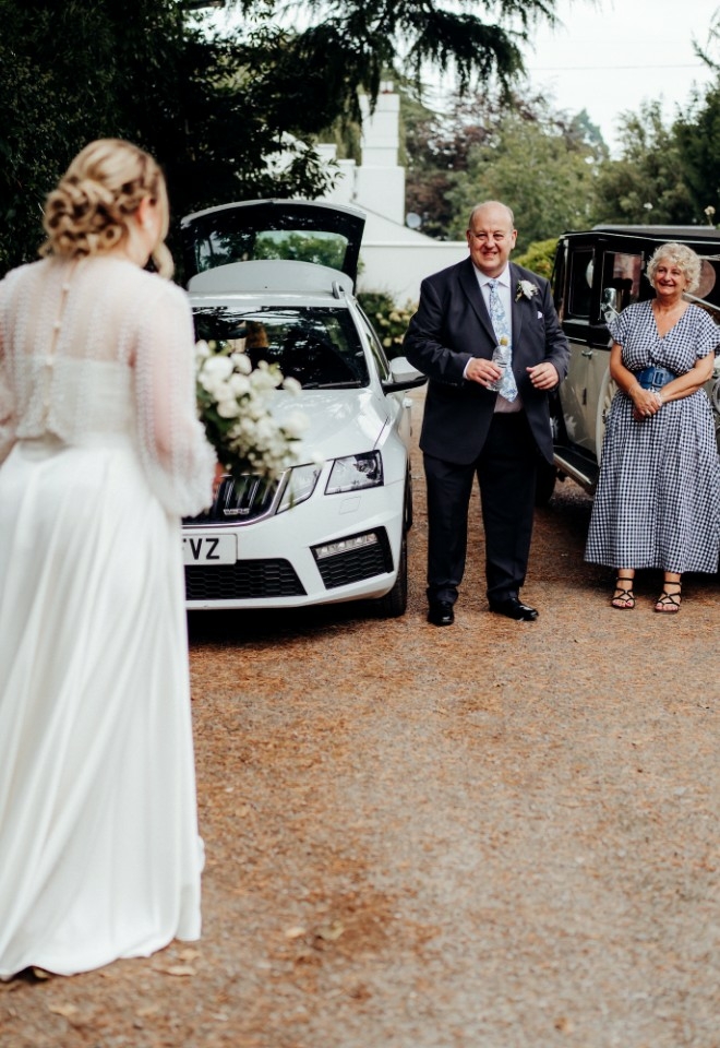 Mother and father first look