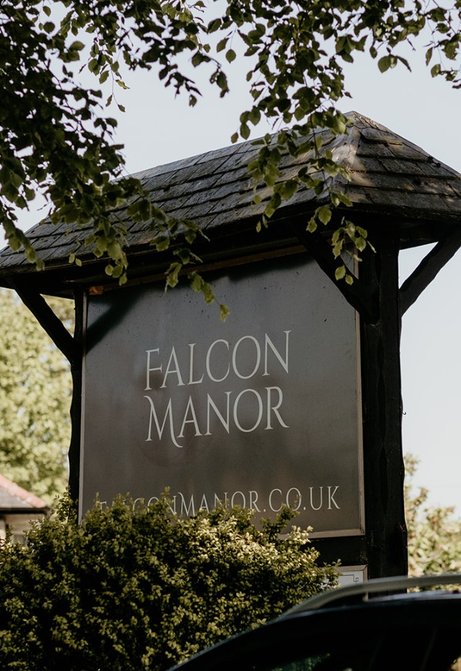 Falcon Manor