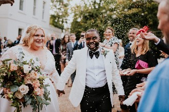 real weddings morden hall confetti