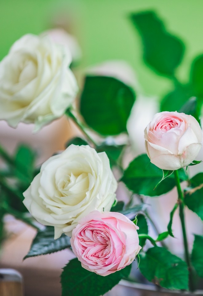 Wedding flowers at Chateau Vary styled shoot