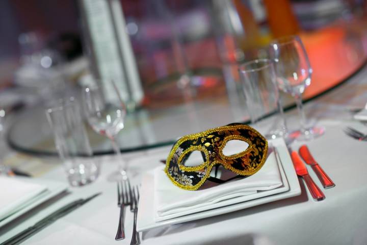 Komal and Rajan - A Large Traditional Indian Wedding in Essex gallery image
