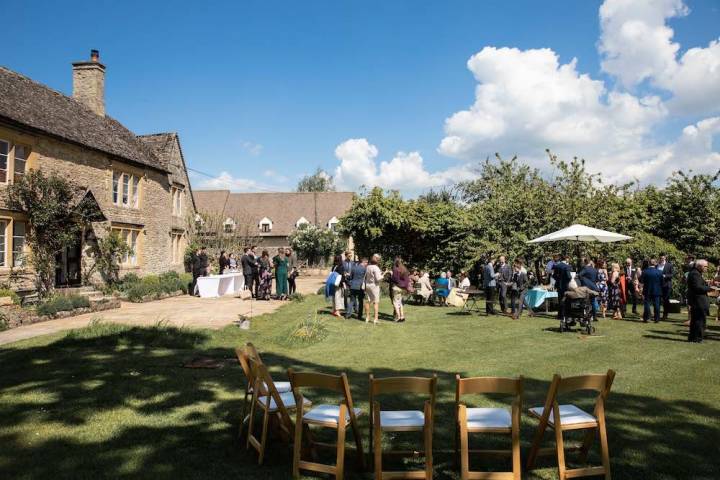 Ashleigh and Matt - Outdoor Barn Wedding in Oxfordshire gallery image