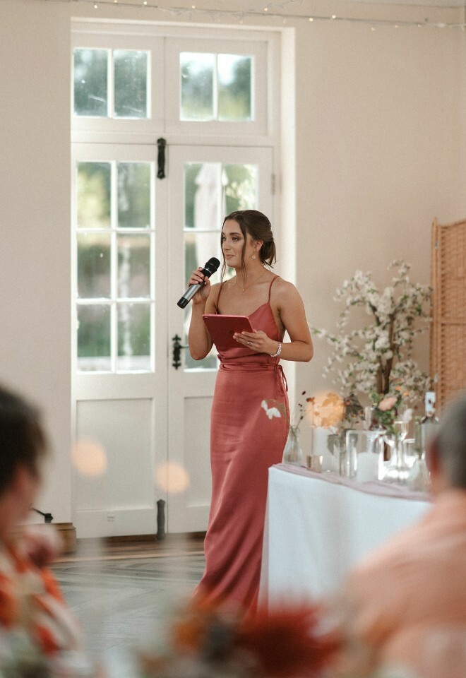Guides for Brides Head of Strategy, Nikita, gives Maid of Honour Speech