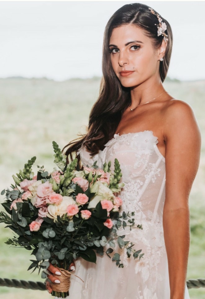 Bride posing with The Chiltern Hills as the backdrop