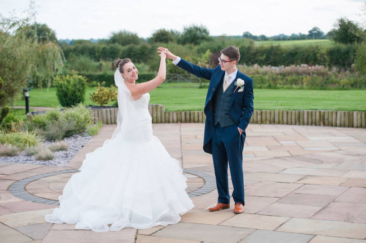 Jessica and Michael - A Stunning Staffordshire Boat House Wedding gallery image