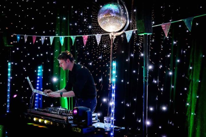 Ashleigh and Matt - Outdoor Barn Wedding in Oxfordshire gallery image