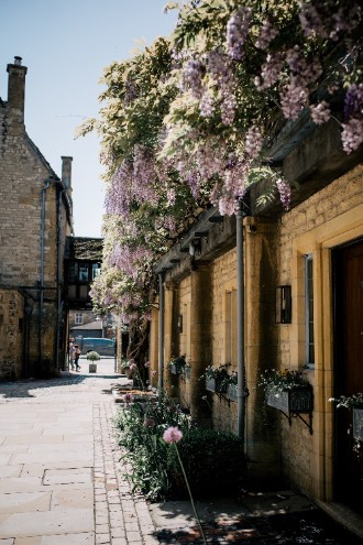 Lapstone Barn Real Wedding Venue