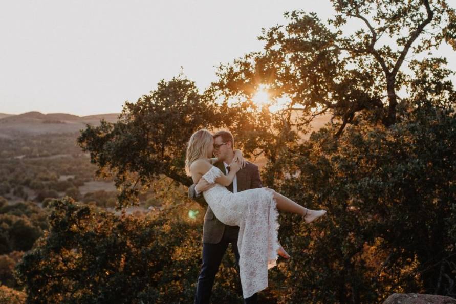 Newly weds posing for photos