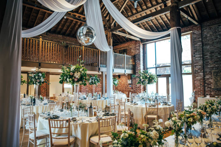 Jessica and Jason - A Stylish Flower-Filled Barn Wedding in Essex gallery image