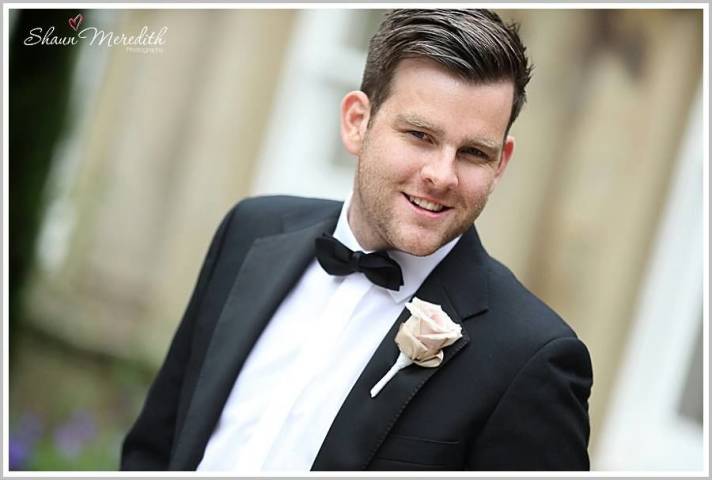 Jane and Mike - A Glamorous Yorkshire Wedding gallery image