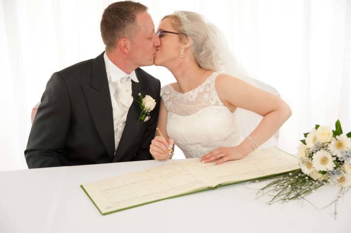 Jamie and Suzy - A Wedding Full Of Entertainment gallery image