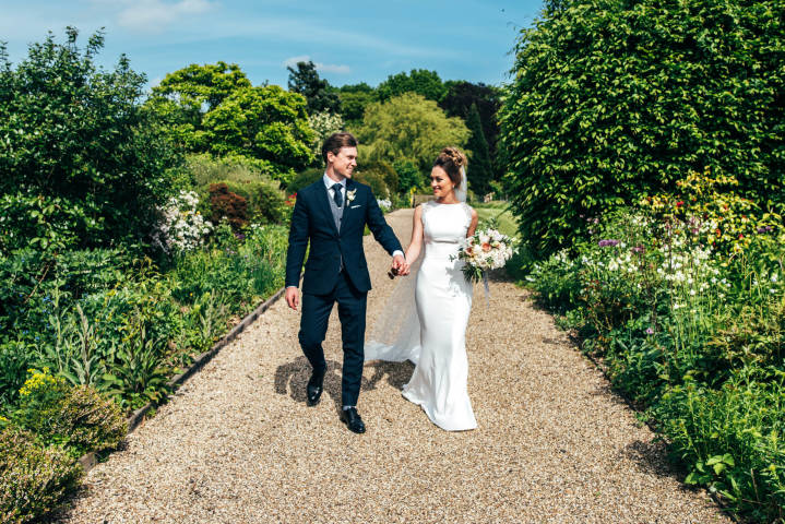Jessica and Jason - A Stylish Flower-Filled Barn Wedding in Essex gallery image