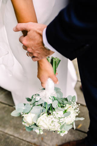 Kerrie and Tom - An Elegant Barn Wedding in Sussex gallery image