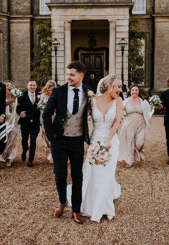 Bridal party and groomsmen photo outside of Hedsor House Buckinghamshire