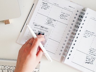 planning a wedding writing in diary