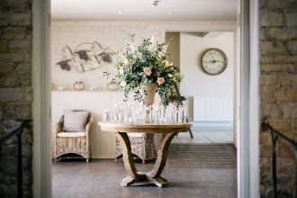 Lapstone Barn Real Wedding Details