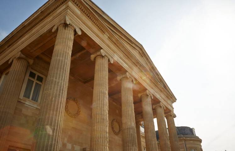 Hollie and Thomas - A Seaside Proposal gallery image