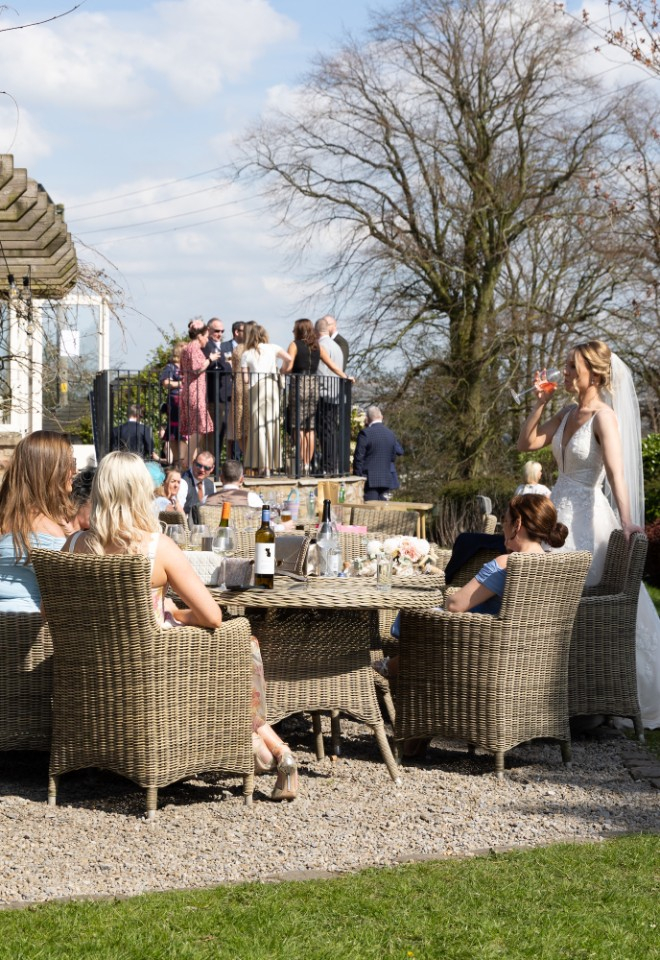 drinks reception at Shireburn Arms 
