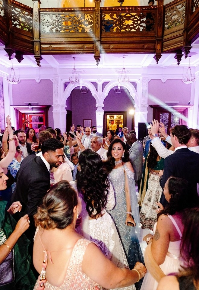 Families dancing together 