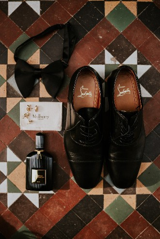 real weddings morden hall accessories