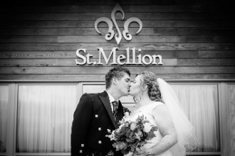 Bride and Groom at St Mellion