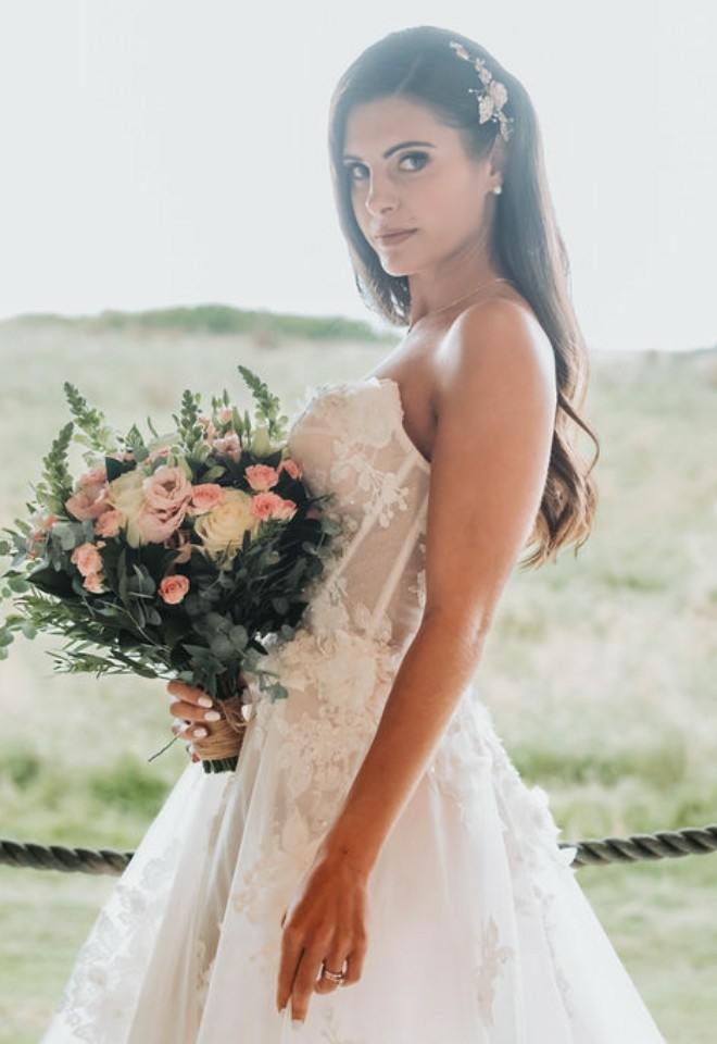 Bride holding the bouquet