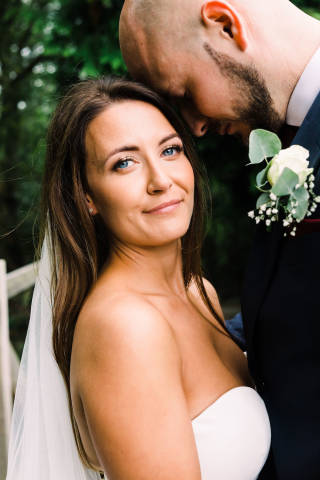 Kerrie and Tom - An Elegant Barn Wedding in Sussex gallery image