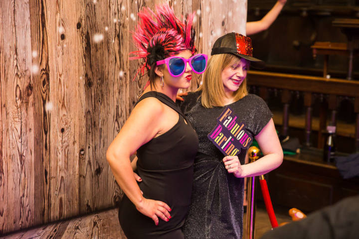 Guides for Brides Customer Service Awards 2019 Winners! gallery image