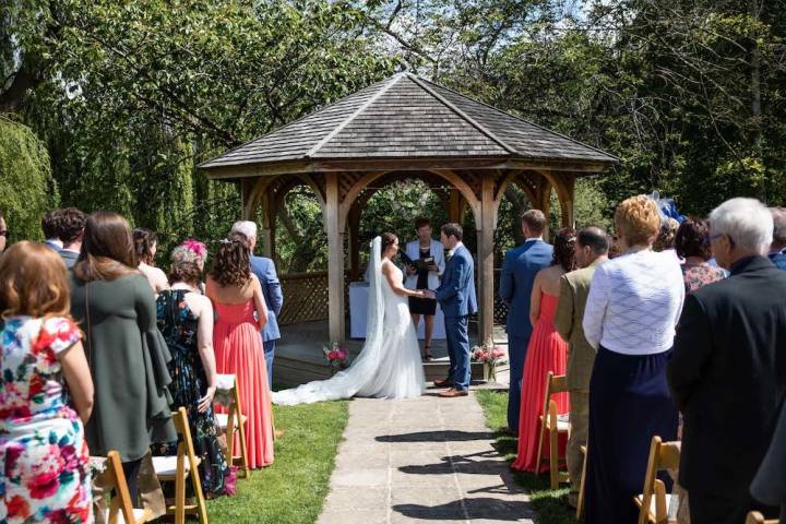 Ashleigh and Matt - Outdoor Barn Wedding in Oxfordshire gallery image