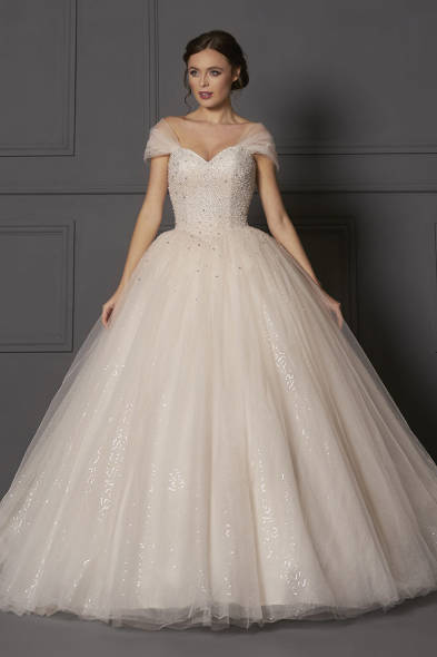 The Essential Guide to Bridal Wear | Guides for Brides
