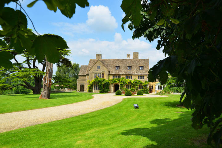 Sara and Jamie - A Local Church Wedding gallery image