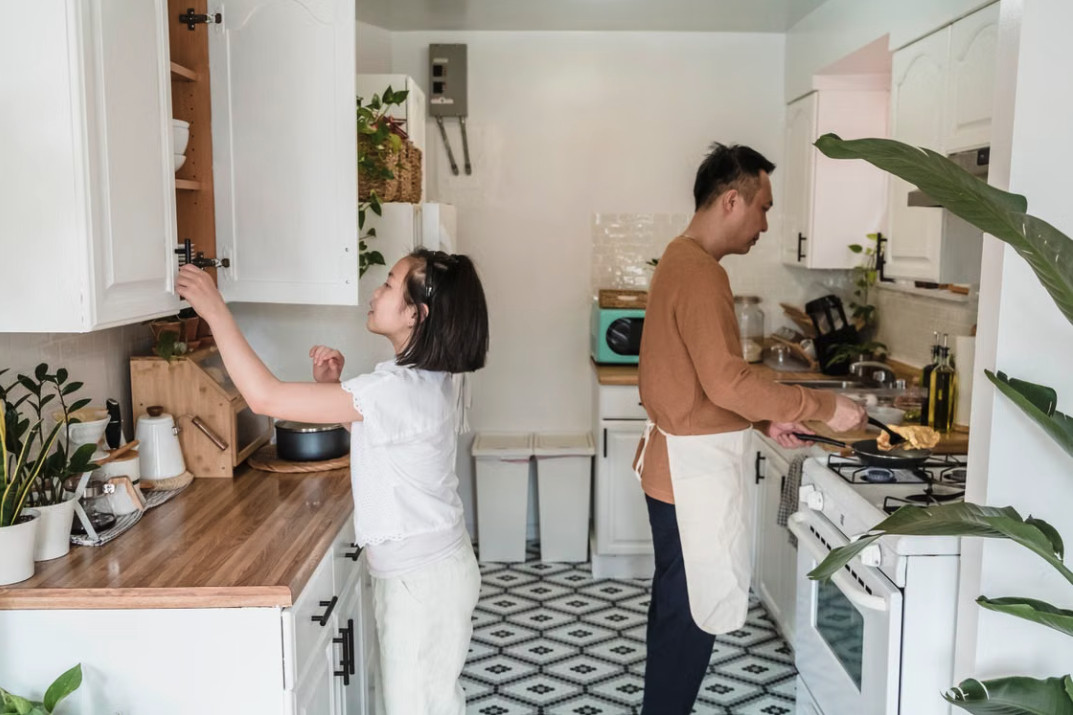 couple in kitchen
