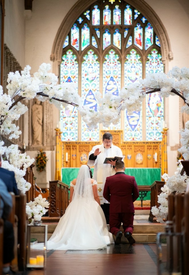 Bride and groom getting married at St Peter & St Pauls Church in Greater Missenden