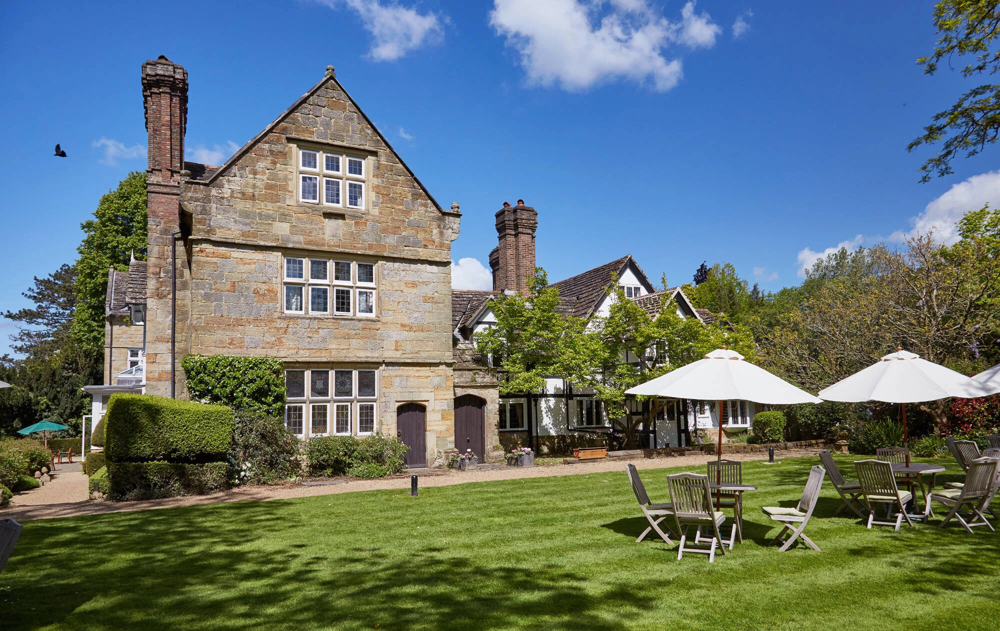ockenden manor sussex wedding venue