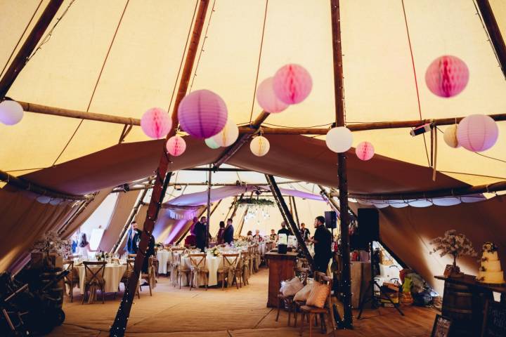 Michelle and Luke - An Fun Outdoor Tipi Wedding in Worcestershire gallery image