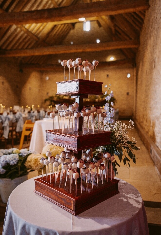 cake pops as wedding cake