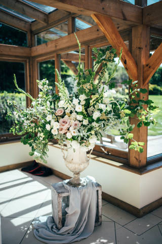 Jessica and Jason - A Stylish Flower-Filled Barn Wedding in Essex gallery image