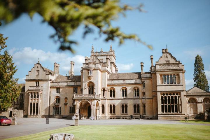 Ellie and Kevin - Stunning Manor House Wedding Venue in Wiltshire gallery image