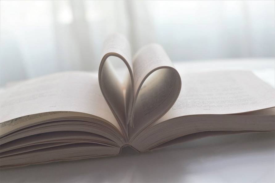Popular Wedding Hymns | Guides for Brides 2