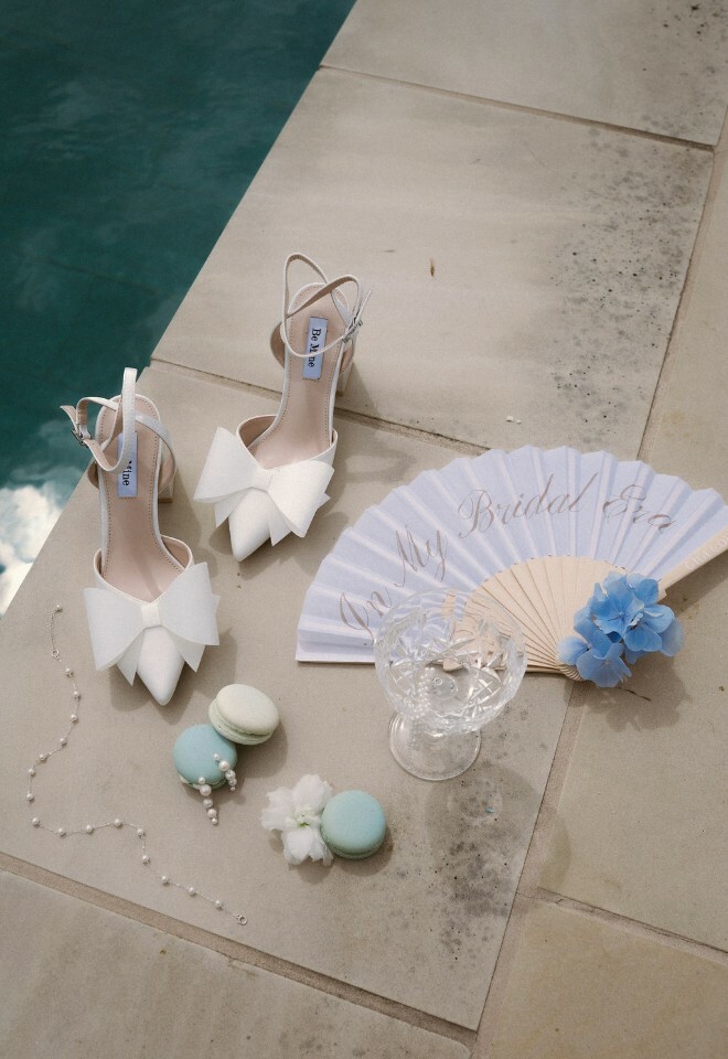 Coombe End Manor Flatlay