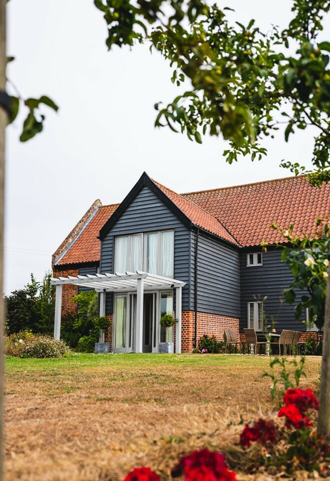 On site accommodation for up to 24 guests, all airbnb style with communal areas for getting ready and a beauty suit 