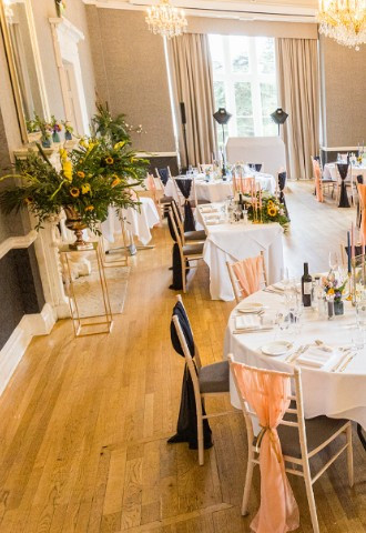 wedding_breakfast_at_easthampstead_park