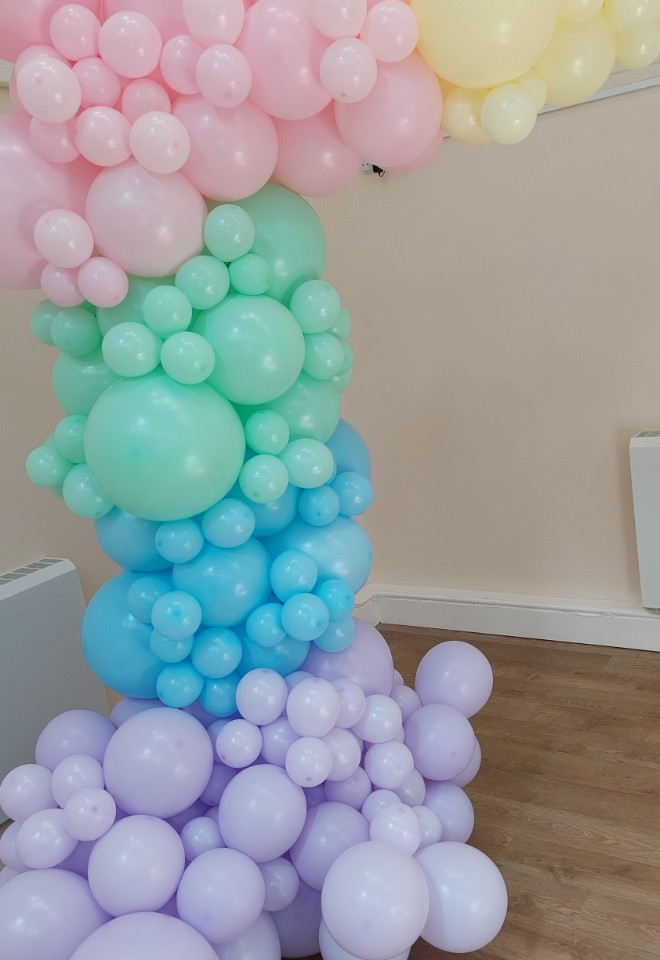 Organic Demi Balloon Arch