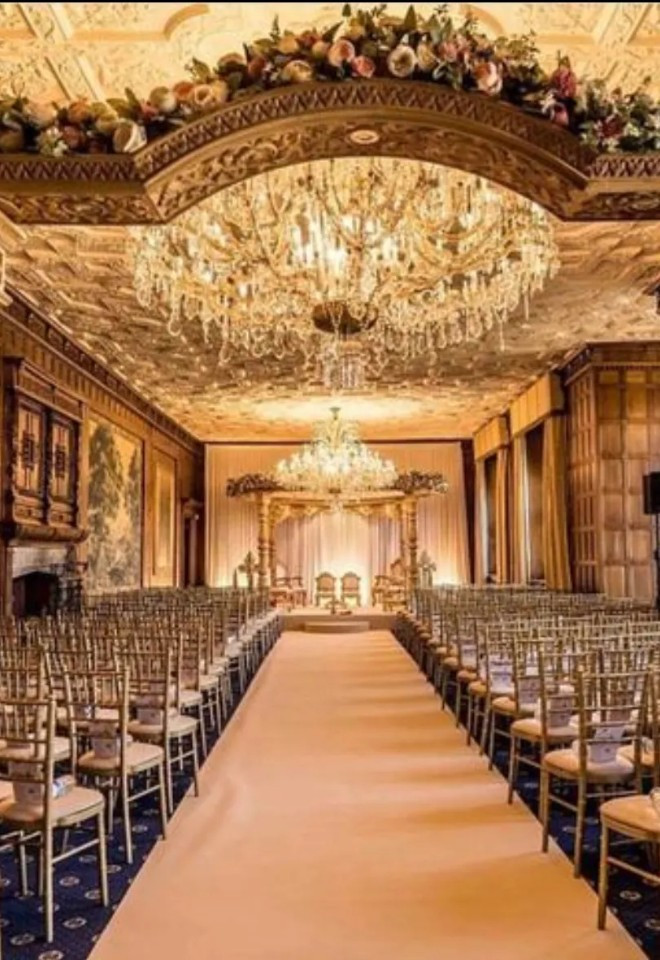 Exclusive Use Asian Wedding at North Mymms Park, Ceremony Set Up