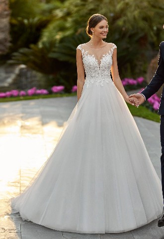 Adriana Alier Hilaria lace & tulle with sweetheart neckline illusion back with buttons